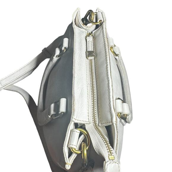 The Sak White Shoulder Bag - Picture 4 of 16